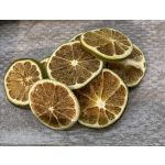 narancs vagy zöld citrom szeletek